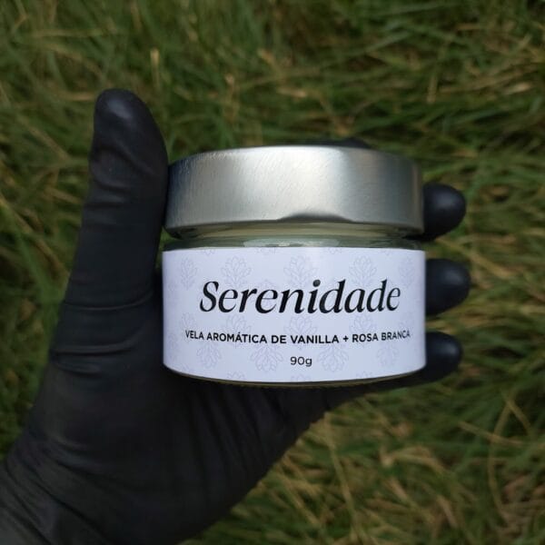 Vela Aromática Serenidade (Vanilla + Rosa Branca) - 90g